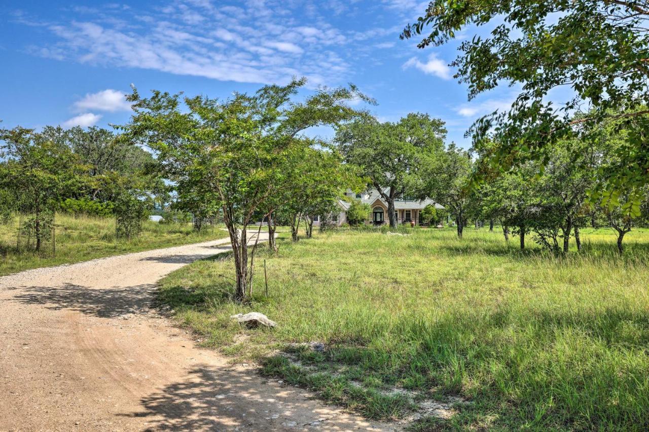 Cozy Spring Branch Cottage In Hill Country! Exterior foto